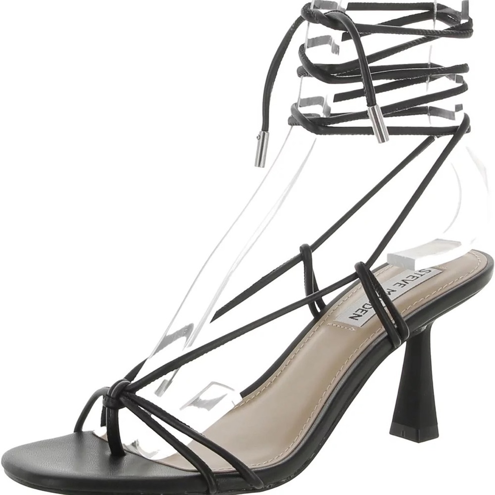 Never been worn Superb Heeled Sandal heel from Steve Madden. Size 6